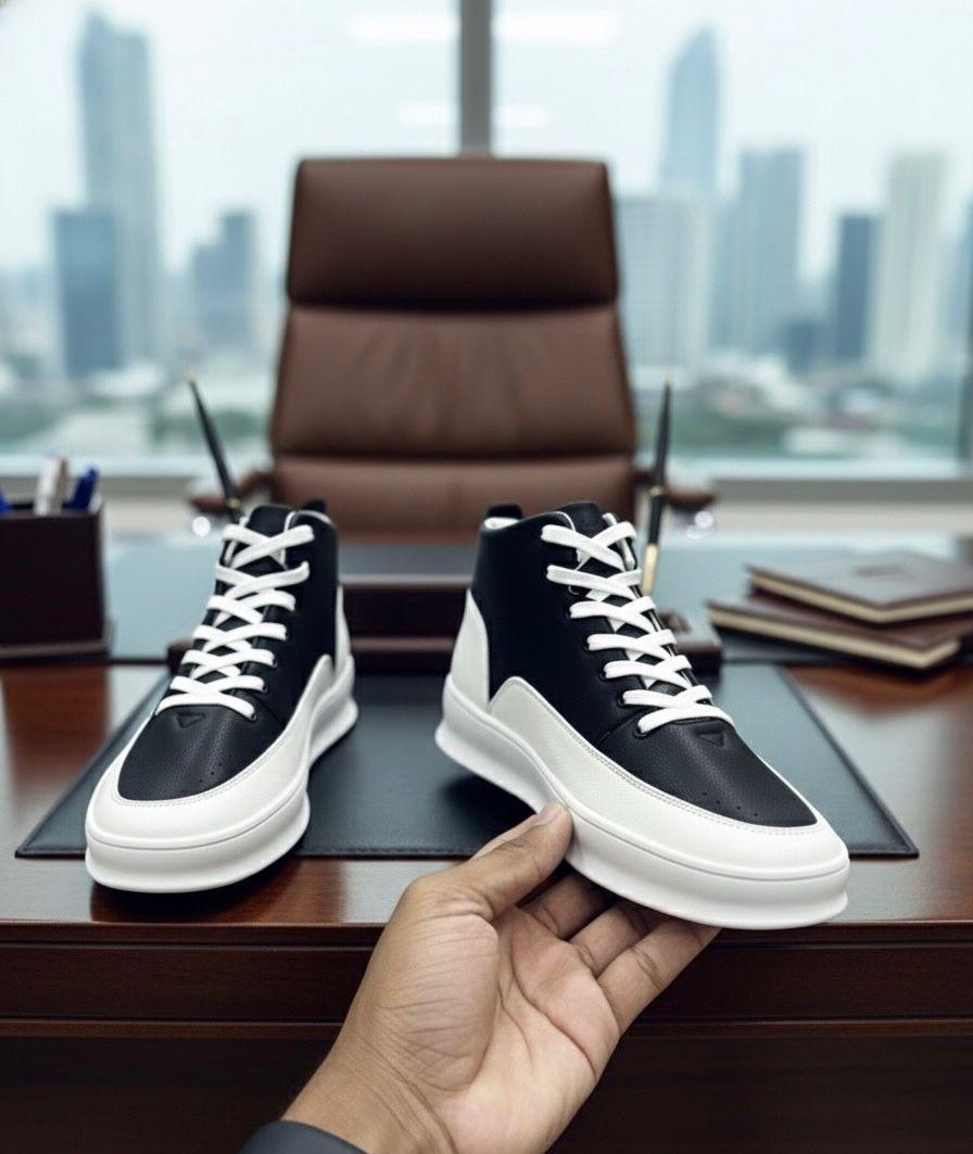 Timberland Urban Executive High-Top Sneakers - Black and White